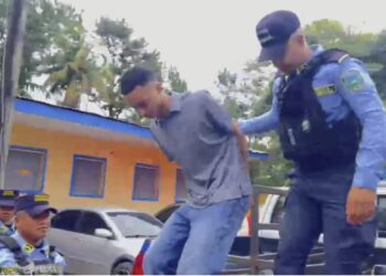 “No fue violación”: maestro acusado de abusar de menor de 12 años se defiende
