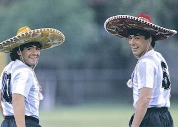 La previa de México 86: una reunión decisiva, la pelea definitiva entre Maradona y Passarella y una frase premonitoria de Bilardo
