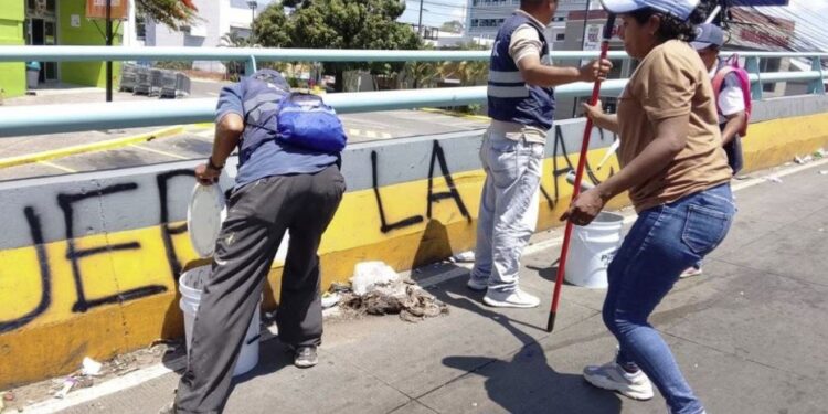Alcaldía restaura espacios públicos tras marchas del 1 de mayo