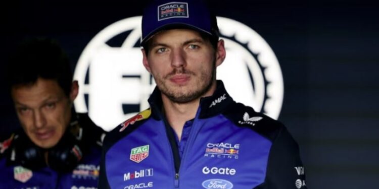 Max Verstappen confirmó su futuro en el automovilismo y lanzó dardos contra un ex piloto sudamericano de F1
