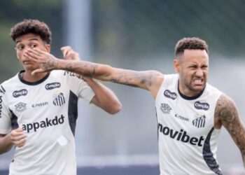 ¡Otro escándalo! El Santos investiga una pelea entre Neymar y Robinho Jr.