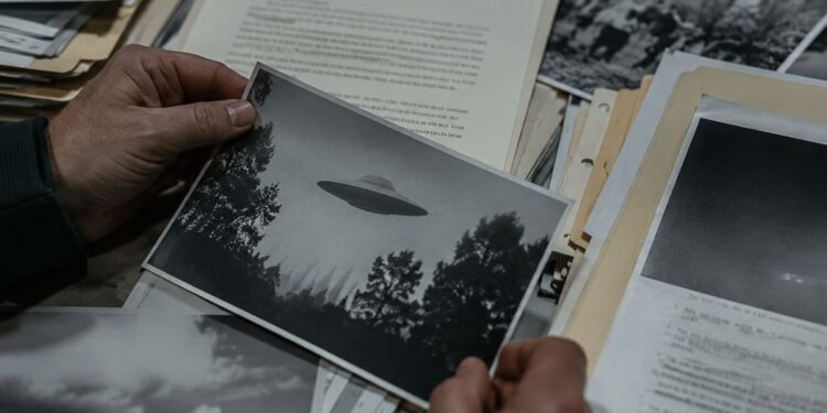 EE.UU. desclasifica nuevos archivos sobre ovnis y avistamientos históricos