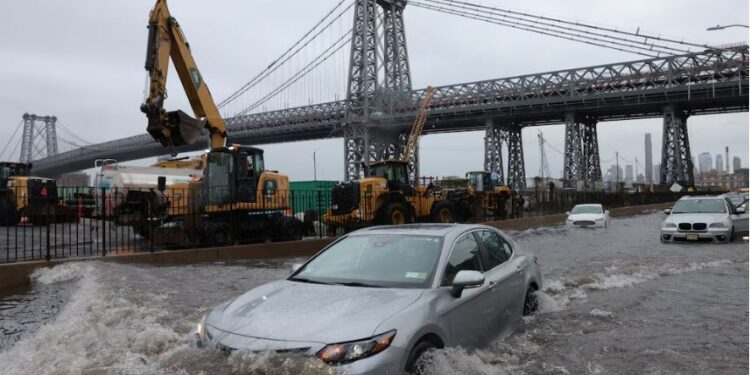 Inundaciones en Queens tras fuertes tormentas en Nueva York