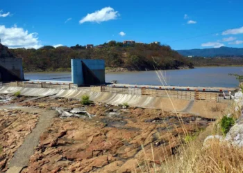 Alcalde capitalino afirma que represas siguen “igualitas” pese a las últimas lluvias