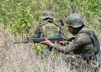 Guatemala refuerza su frontera con Honduras tras una incursión armada que dejó un muerto
