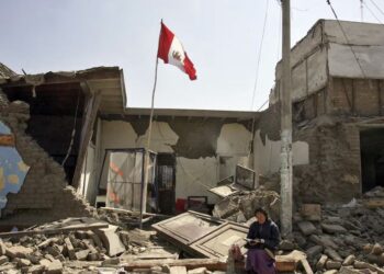 Un sismo de magnitud 6.1 estremeció la región Ica, al sur de Lima, Perú provocando daños estructurales