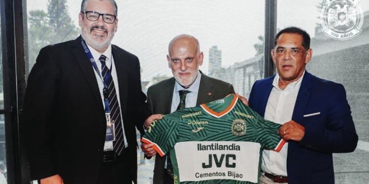 Presidente de LaLiga estuvo en Honduras estrechando lazos de cooperación