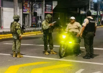 Más de 5,000 personas fueron detenidas en Ecuador durante los toques de queda nocturnos