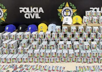 Incautan 200,000 vistas falsas del álbum del Mundial 2026