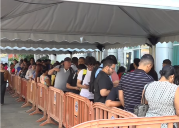 ¡La cruda realidad! Centenares de “deschambados” buscan una oportunidad en feria laboral de SPS
