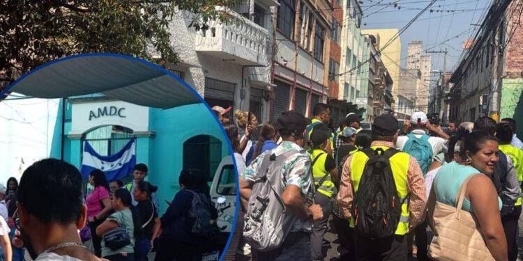 ¡Protesta! Personal recién ingresado a la AMDC exige cuatro meses de salario atrasados