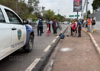 ¡Sálvese quien pueda! Pasajera herida tras lanzarse de bus que era asaltado en la capital