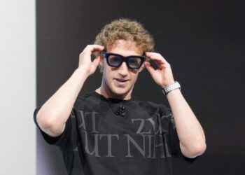 ¿El fin del celular? Zuckerberg asegura que pronto serán reemplazados por gafas inteligentes