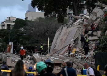Dos terremotos sacudieron Caracas y se sintieron en otras ciudades de Venezuela: se derrumbaron casas y edificios