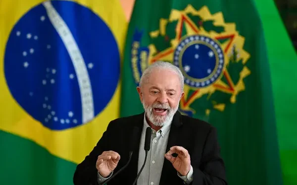 Lula culpa a Flávio Bolsonaro por la amenaza arancelaria de EE.UU.