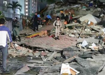 La ONU enviará 10,000 bolsas mortuorias a Venezuela mientras continúan las tareas de rescate