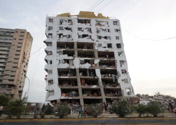 El Servicio Geológico estima entre 10,000 y 100,000 muertos en Venezuela tras terremotos