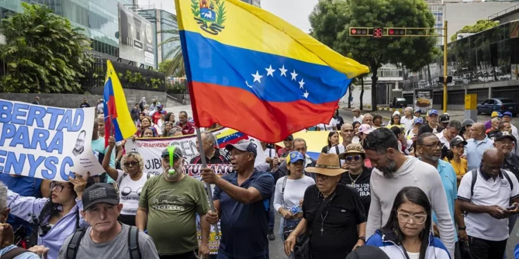 Sindicatos reclaman elecciones en protesta ante la Embajada de EE.UU. en Caracas