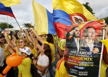 Elecciones en Colombia: Líderes de la derecha felicitan a De la Espriella por el triunfo ajustado del preconteo