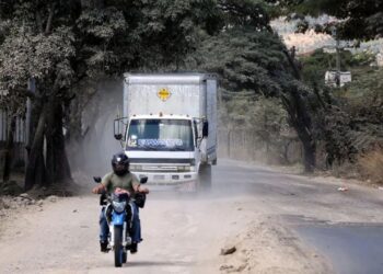Carretera Mateo Construcción