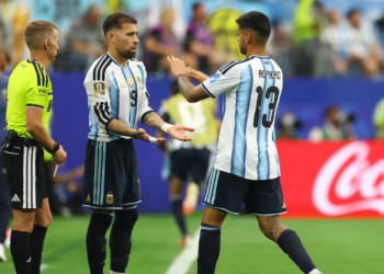 Alarma en la Selección Argentina: Cuti Romero salió lesionado ante Austria