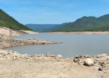Severos racionamientos de agua continuarán en Honduras, represas reportan bajo nivel