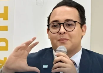 ¿Quién es Eduardo Fuentes, el nuevo rostro del CNE que declaró contra Marlon Ochoa?