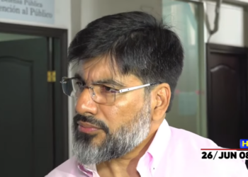 Exfiscal general llega a los juzgados a confirmar investigación en su contra: “Me dijeron que está en secretividad”
