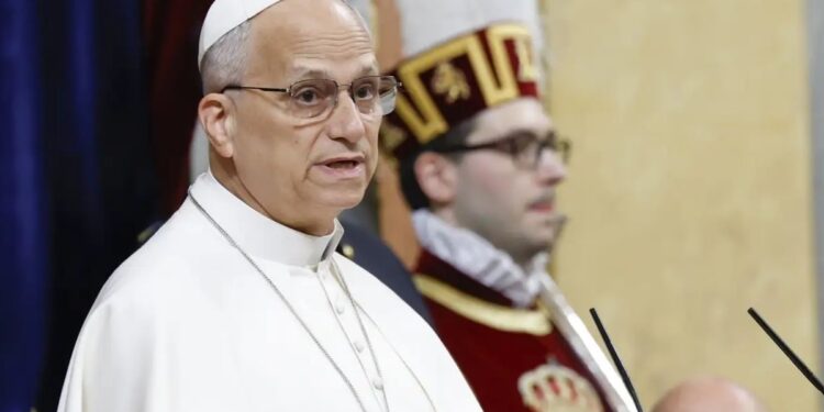 León XIV pide justicia por abusos en la iglesia católica