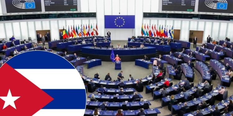 Parlamento Europeo pide suspender el diálogo con Cuba