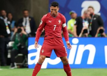 Portugal vence a Uzbekistán