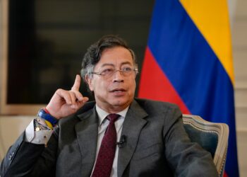 Investigan a Petro por presunta intervención electoral en Colombia