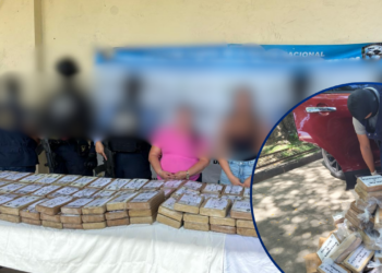 ¡Golpe al narcotráfico! Decomisan 154 paquetes de supuesta cocaína ocultos en una camioneta en Choluteca