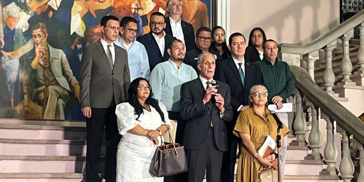 ¡Humo blanco! El gremio magisterial llega a un acuerdo tras reunión con el gobierno
