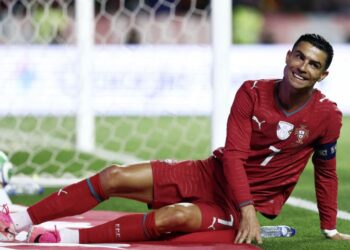 Las dos increíbles chances que falló Cristiano Ronaldo en la última prueba de Portugal antes del Mundial: la pifia que se hizo viral