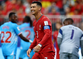 Con Cristiano Ronaldo, Portugal defraudó en su debut en el Mundial y empató 1-1 con RD Congo