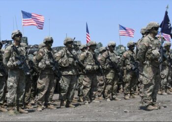 Tribunal anula veto de Trump a personas trans en las Fuerzas Armadas