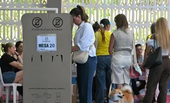 EE.UU. respalda la libertad del pueblo colombiano para elegir a su presidente