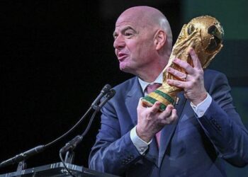 Gianni Infantino se rinde ante el Estadio de Ciudad de México: “Está bendecido”