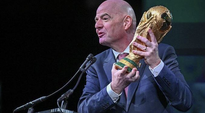 Gianni Infantino se rinde ante el Estadio de Ciudad de México: “Está bendecido”