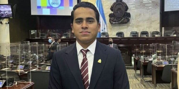 Diputado Josué Colindres: “Todos los fondos que ingresaron a mi cuenta fueron liquidados en un 100%”