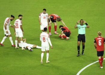Sufrió una fractura de mandíbula en el debut del Mundial y ahora enfrentará a la selección argentina con una innovadora férula facial