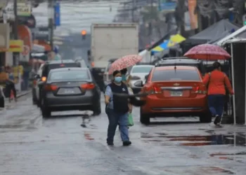 Emiten Alerta Verde para Copán, Ocotepeque, Lempira e Intibucá debido al ingreso de una onda tropical y deslizamientos