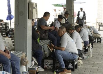 “Chaine” gratuito beneficia a capitalinos y fortalece apoyo a lustradores del Parque Central