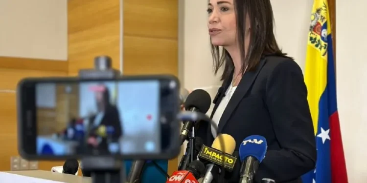 Gobierno de Venezuela descarta negociación con María Corina Machado