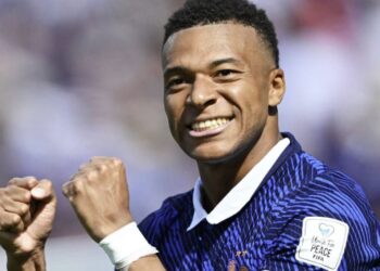 Mbappé, estelar: los dos récords que rompió con sus golazos ante Senegal en el inicio del Mundial 