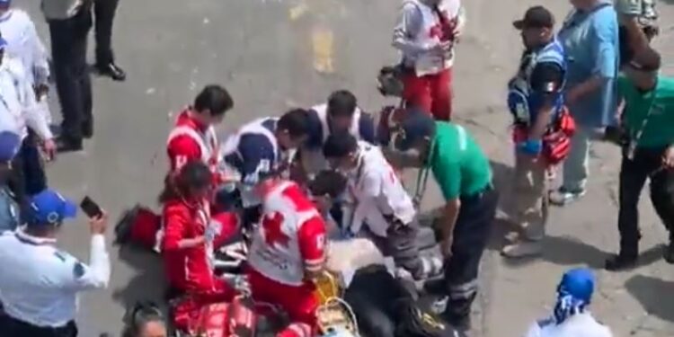 Un ciudadano alemán de 81 años sufrió un infarto en un de los accesos al estadio Ciudad de México