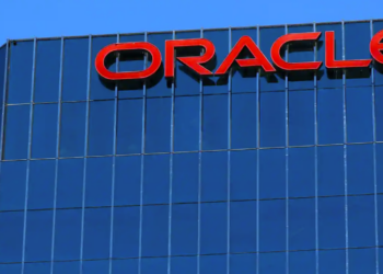 Crisis de empleo en Oracle: 21,000 puestos eliminados en su transición hacia la IA