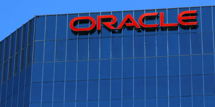 Crisis de empleo en Oracle: 21,000 puestos eliminados en su transición hacia la IA