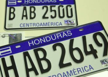 IP prevé iniciar entrega de placas vehiculares en el último trimestre de 2026